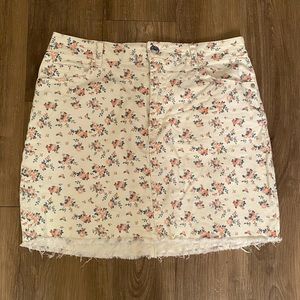 Women’s floral denim skirt